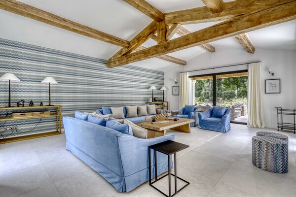 Foto van Luxe villa met uitzicht op de Baie des Canebiers - Vakantiehuis in Saint-Tropez - 