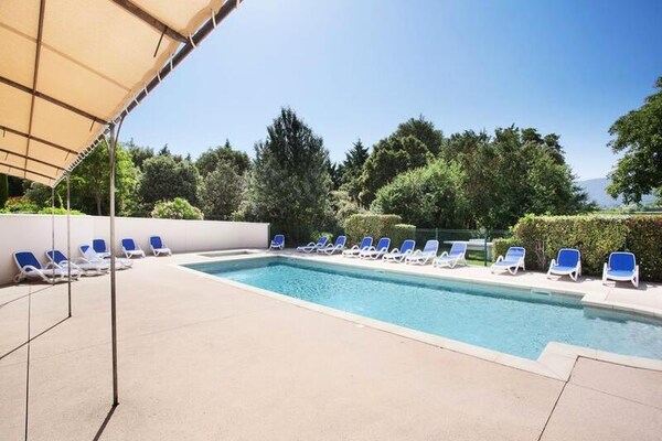 Foto van Residentie Odalys Les 4 Soleils - Vakantiehuis in BONNIEUX - 