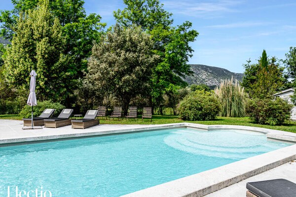 Foto van Appartement in Oppéde met verwarmd zwembad - Vakantiehuis in Oppède - Untagged