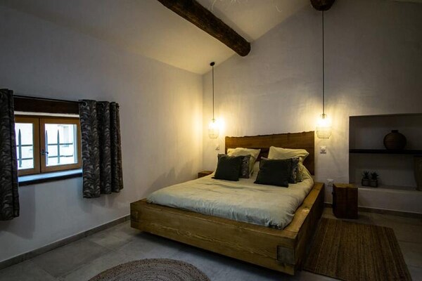 Foto van Vakantiehuis voor 8 personen - Vakantiehuis in Isle-sur-la-Sorgue - 