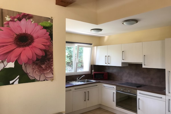 Foto van Villa in Les Forges met Golf en Zwembad - Vakantiehuis in Les Forges - Kitchen