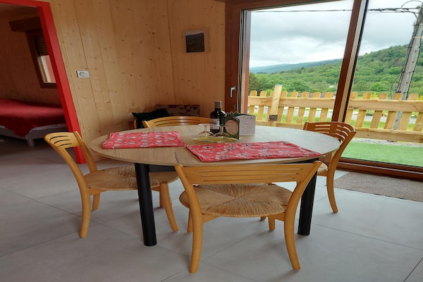 Foto van Chalet in St. Maurice bij Ballon d'Alsace - Vakantiehuis in Saint-Maurice-sur-Moselle - DiningRoom