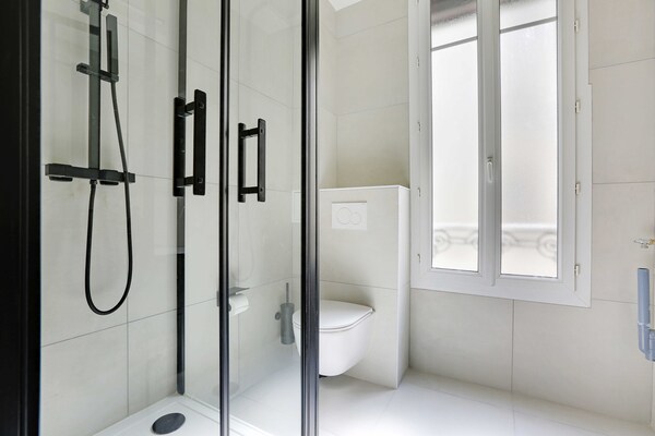 Foto van Charmant appartement -1BR/4P- Château de Vincennes - 