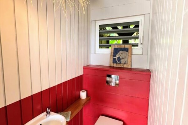 Foto van Villa in Grand-Bourg met zwembad en uitzicht op zee - Untagged