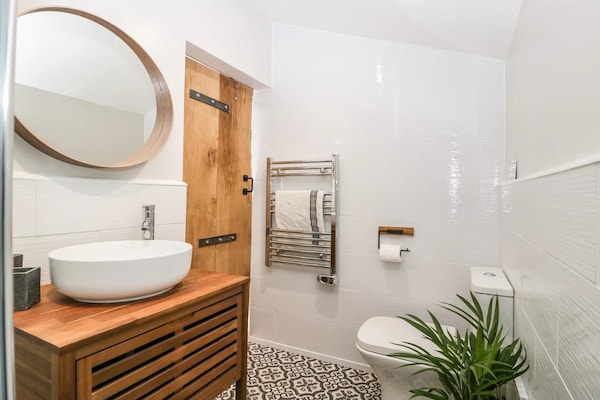 Foto van Schuur in Devon met Sterrenkijkbed - Vakantiehuis in Tiverton - BathRoom