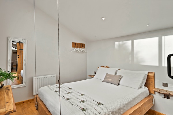 Foto van Schuur in Devon met Sterrenkijkbed - Vakantiehuis in Tiverton - BedRoom