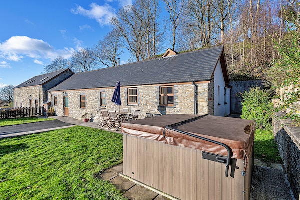 Foto van Cottage bij Cardigan Bay met Bubbelbad - Vakantiehuis in Talybont - Outdoor