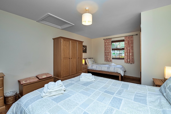 Foto van Cottage bij Cardigan Bay met Bubbelbad - Vakantiehuis in Talybont - BedRoom