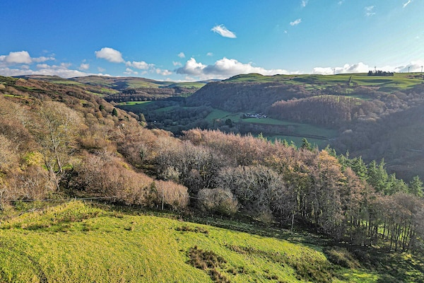 Foto van Cottage bij Cardigan Bay met Bubbelbad - Vakantiehuis in Talybont - Outdoor