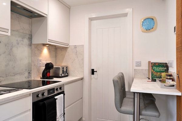 Foto van Cottage in Chilton Foliat bij Savernake Bos - Vakantiehuis in Hungerford - Kitchen