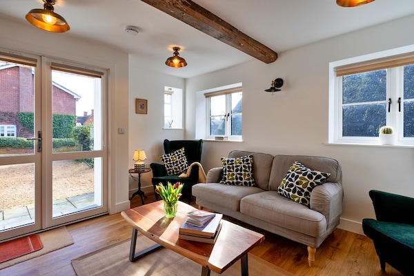 Foto van Cottage in Chilton Foliat bij Savernake Bos - Vakantiehuis in Hungerford - LivingRoom