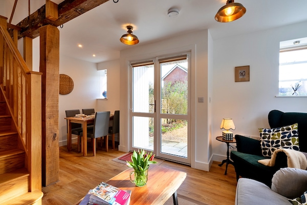Foto van Cottage in Chilton Foliat bij Savernake Bos - Vakantiehuis in Hungerford - LivingRoom