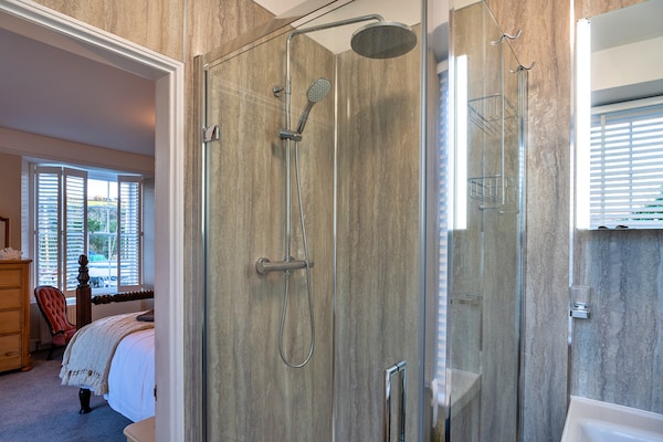 Foto van Cottage in Cornwall bij Helford River & Hot Tub - Vakantiehuis in Gweek - BathRoom