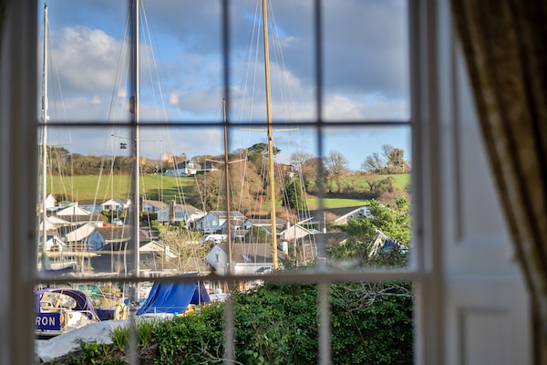 Foto van Cottage in Cornwall bij Helford River & Hot Tub - Vakantiehuis in Gweek - Outdoor