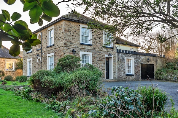 Foto van Cottage in Cornwall bij Helford River & Hot Tub - Vakantiehuis in Gweek - Outdoor