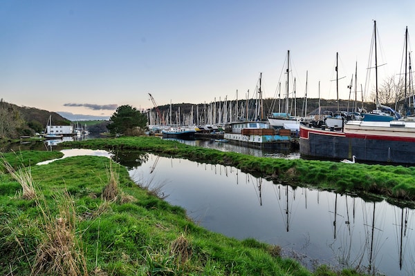 Foto van Cottage in Cornwall bij Helford River & Hot Tub - Vakantiehuis in Gweek - Outdoor