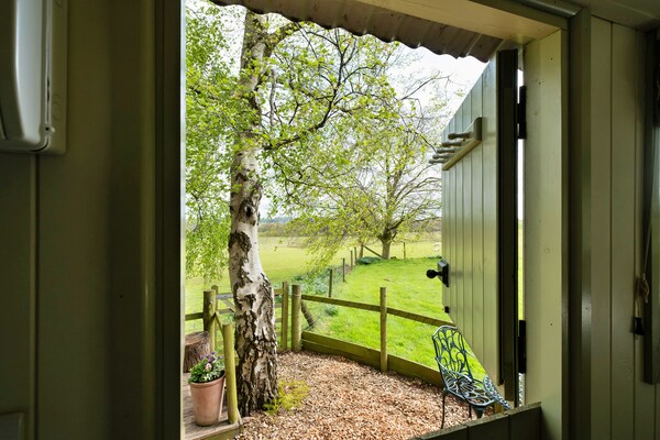 Foto van Luxe kampeerhuisje in Nordley, Geen storting - Vakantiehuis in Nordley - ViewSummer