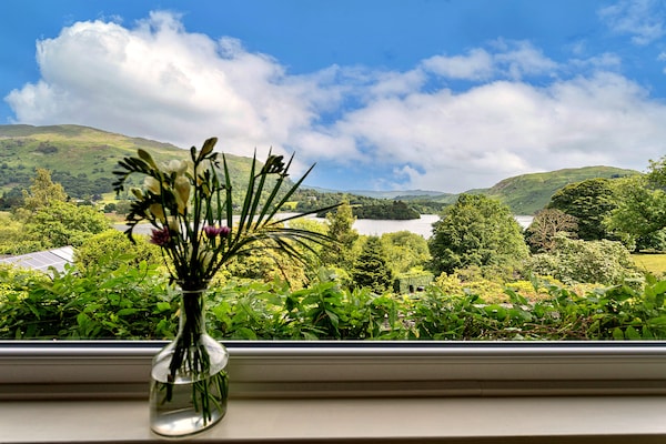 Foto van Cottage in Grasmere met toegang tot meer - Vakantiehuis in Grasmere - Outdoor