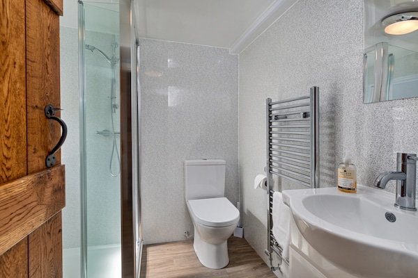 Foto van Cottage in Whitby bij stranden - Vakantiehuis in Whitby - BathRoom