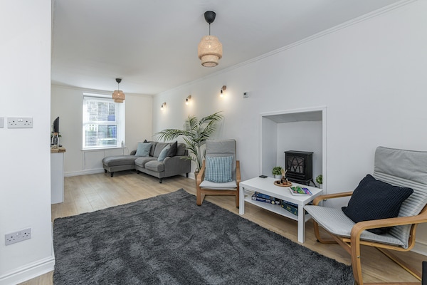 Foto van Cottage in Snowdonia met Filmkamer & Uitzicht - Vakantiehuis in Blaenau Ffestiniog - LivingRoom