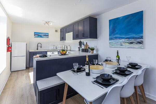 Foto van Cottage in Snowdonia met Filmkamer & Uitzicht - Vakantiehuis in Blaenau Ffestiniog - DiningRoom