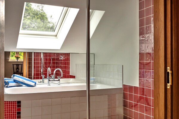 Foto van Loft in Cotswolds met zwembad en tuinen - Vakantiehuis in Kingham - BathRoom