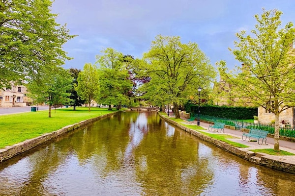 Foto van Schuur in Cotswolds met Hot Tub & Uitzicht - Vakantiehuis in Little Rissington - AreaSummer20KM