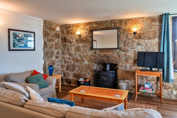 Foto van Cottage in Sennen met Uitzicht op Zee - Vakantiehuis in Sennen - LivingRoom