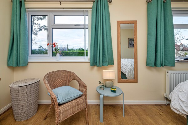 Foto van Bungalow in Dyserth met Hot Tub & Waterval - Vakantiehuis in Dyserth - BedRoom