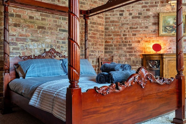 Foto van Georgian Hall in Hickleton met Grote Tuinen - Vakantiehuis in Doncaster - BedRoom