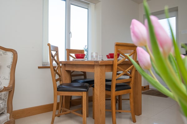 Foto van Cottage in Talacre met zeezicht - Vakantiehuis in Prestatyn - DiningRoom