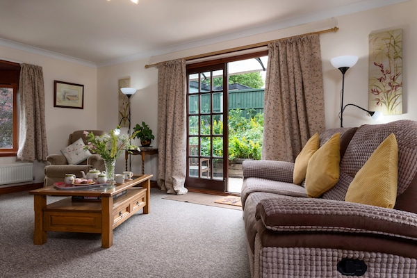 Foto van Cottage in Shropshire met privébubbelbad - Vakantiehuis in Craven Arms - LivingRoom