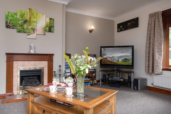 Foto van Cottage in Shropshire met privébubbelbad - Vakantiehuis in Craven Arms - LivingRoom