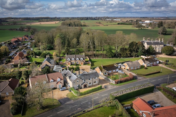 Foto van Cottage in Crimplesham met Tuin & Spelkamer - Vakantiehuis in Crimplesham - Outdoor