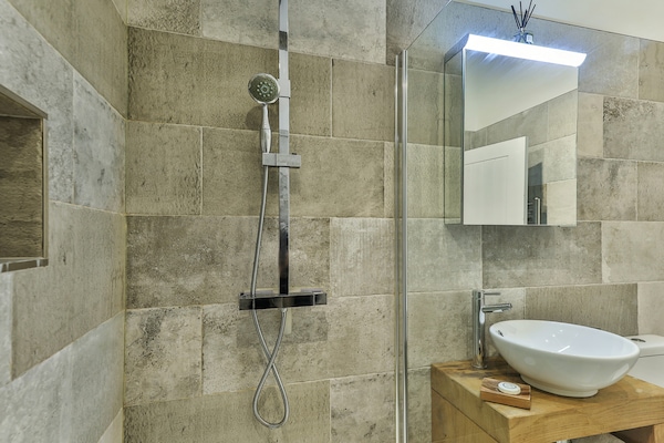 Foto van Cottage in Bowland bij Clitheroe Castle - Vakantiehuis in Mellor - BathRoom