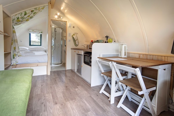 Foto van Huisdiervriendelijke hut aan het meer. - Vakantiehuis in Hexham - DiningRoom