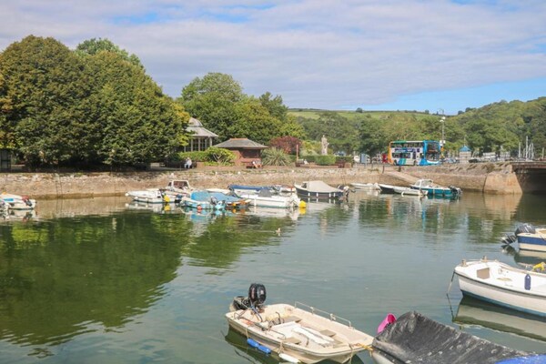 Foto van Lodge in de buurt van Blackpool Sands, Geen storting - AreaSummer5KM