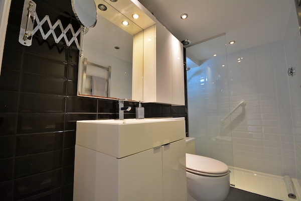 Foto van Cottage in Cawsand bij Zandstrand - Vakantiehuis in Cawsand - BathRoom