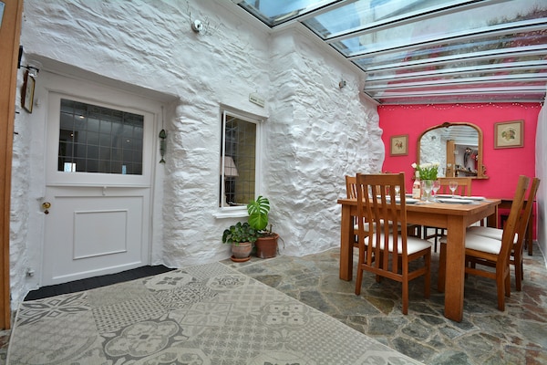 Foto van Cottage in Cawsand bij Zandstrand - Vakantiehuis in Cawsand - DiningRoom