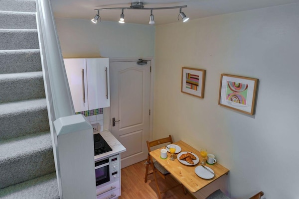Foto van Appartement met jacuzzi - Vakantiehuis in Cawsand - DiningRoom