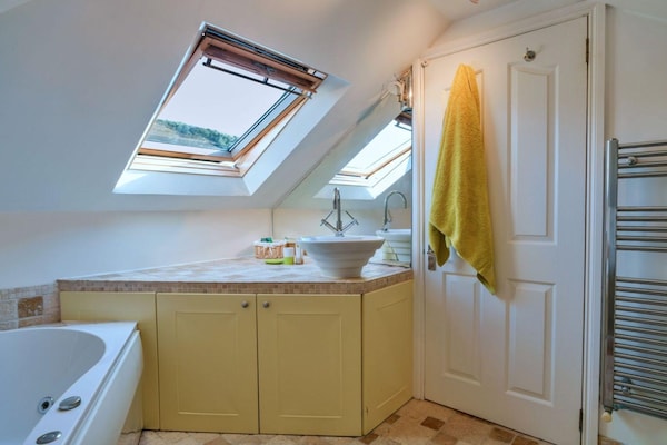 Foto van Appartement met jacuzzi - Vakantiehuis in Cawsand - BathRoom