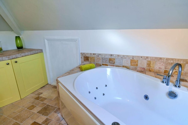 Foto van Appartement met jacuzzi - Vakantiehuis in Cawsand - BathRoom