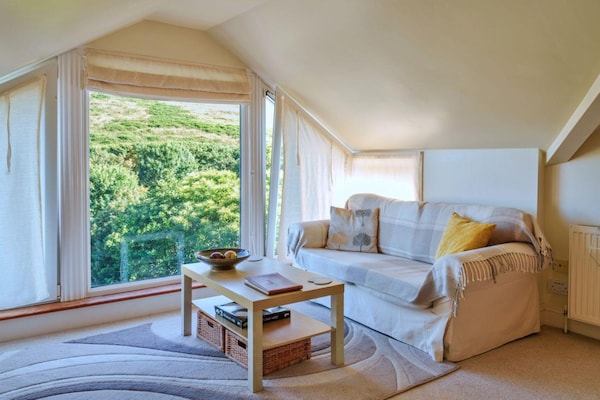 Foto van Appartement met jacuzzi - Vakantiehuis in Cawsand - LivingRoom