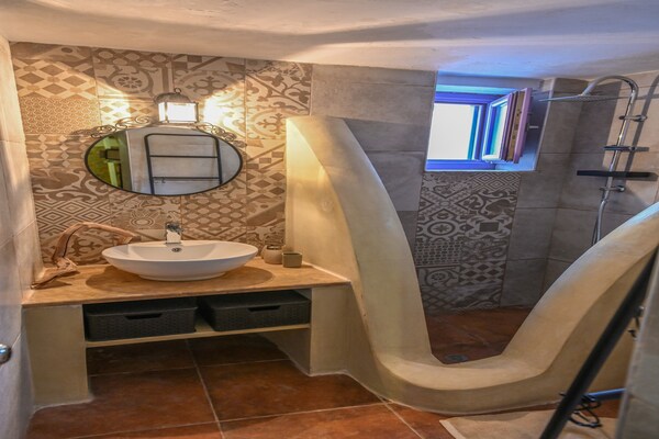 Foto van Villa in Mani nabij de Diros-grotten - Vakantiehuis in Pyrgos Dirou - BathRoom