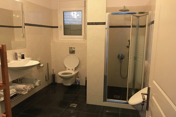 Foto van Luxe villa in Peloponnesos - Vakantiehuis in Kamaria - BathRoom