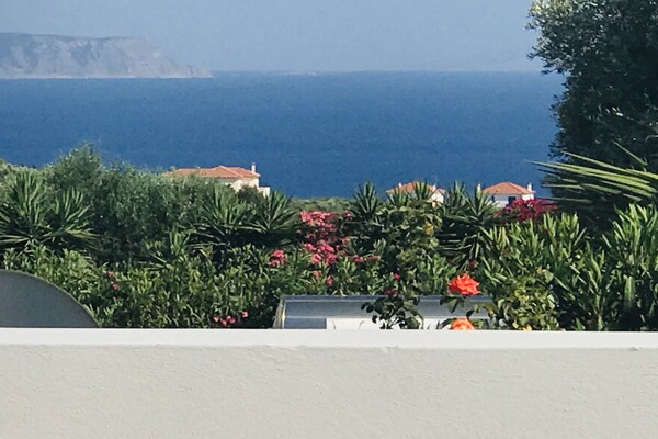 Foto van Luxe villa in Peloponnesos - Vakantiehuis in Kamaria - ViewSummer