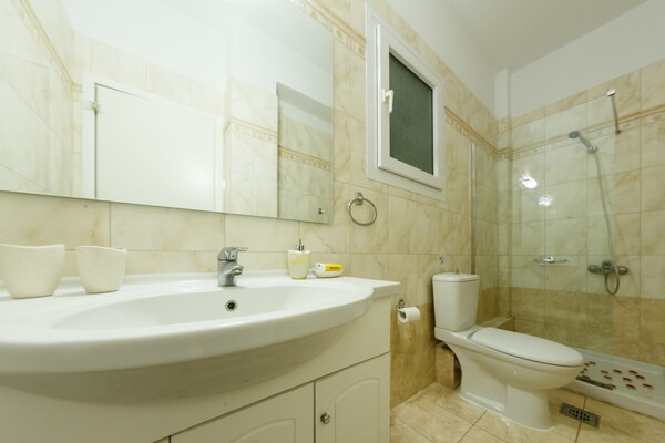 Foto van Villa in Kalpaki met Privézwembad - Vakantiehuis in Zakynthos - BathRoom