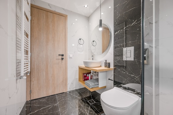 Foto van Het appartement van het Rosy-paar - Vakantiehuis in Anopolis - BathRoom