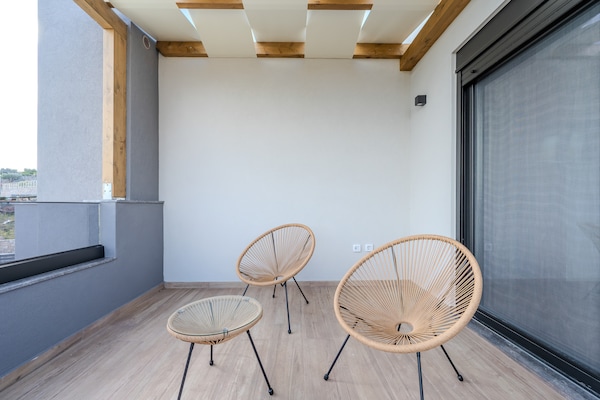 Foto van Het appartement van het Rosy-paar - Vakantiehuis in Anopolis - TerraceBalcony