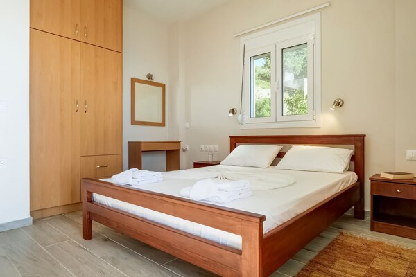 Foto van Studio in Ravdoucha met Zeezicht Balkon - Vakantiehuis in RAVDOUCHA - BedRoom